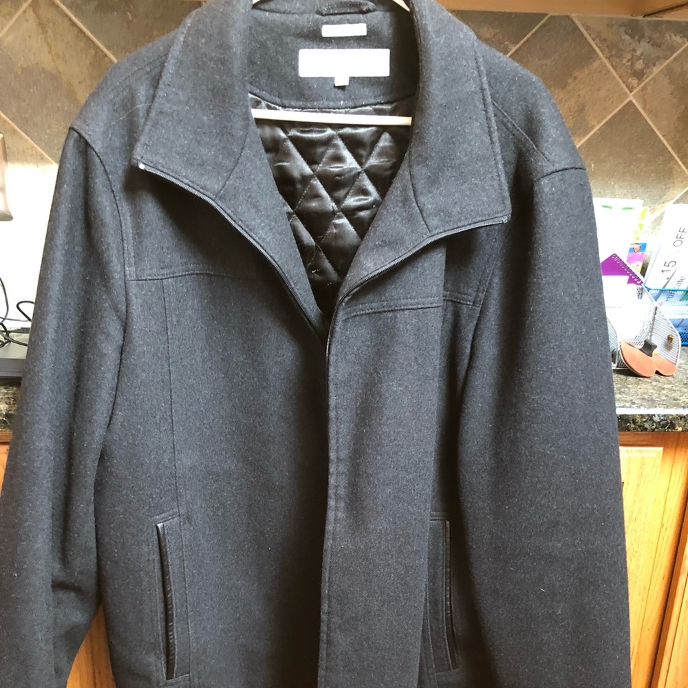 men’s peacoat